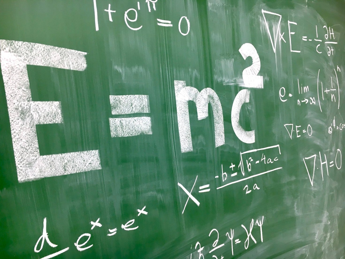 Professor Lucas Explica: Teoria e Prática
